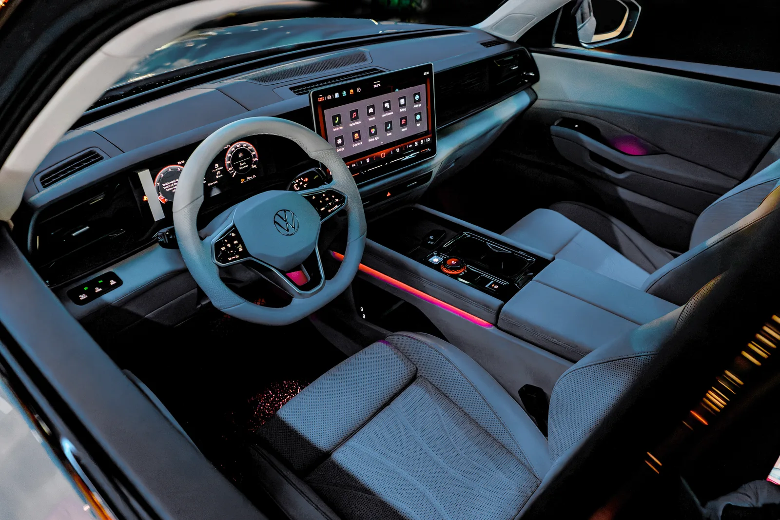 Mở đặt hàng dòng xe Teramont Pro hoàn toàn mới - 1772093016570