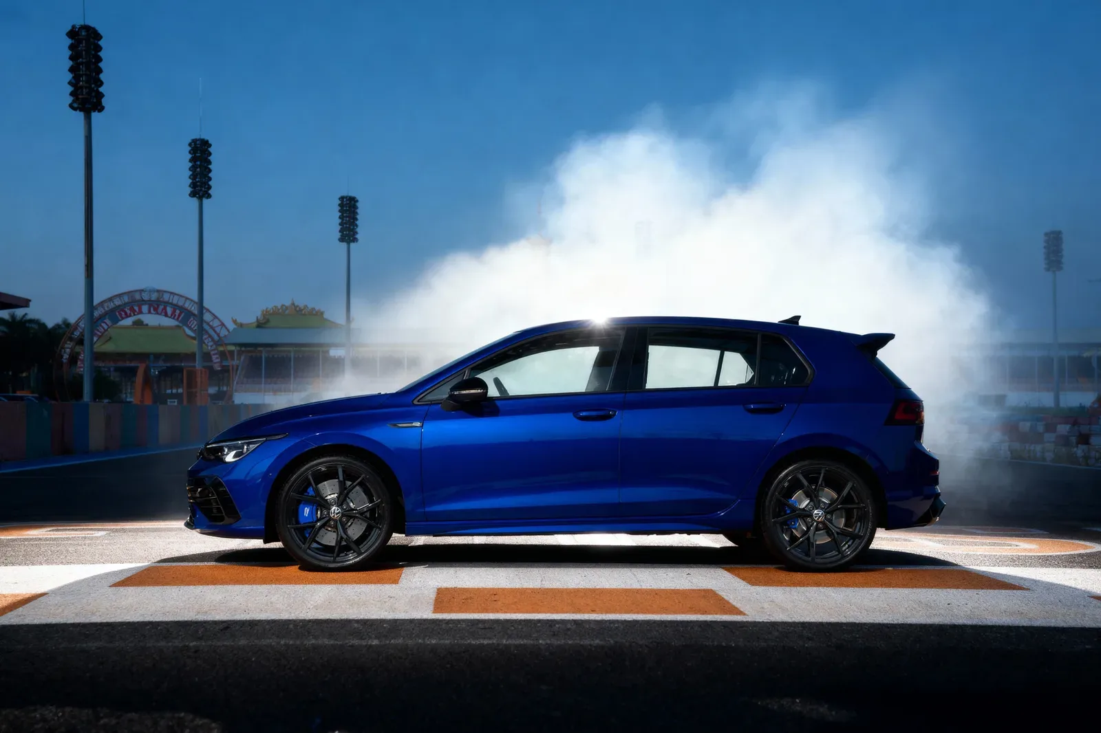 Volkswagen Golf R Performance 4Motion