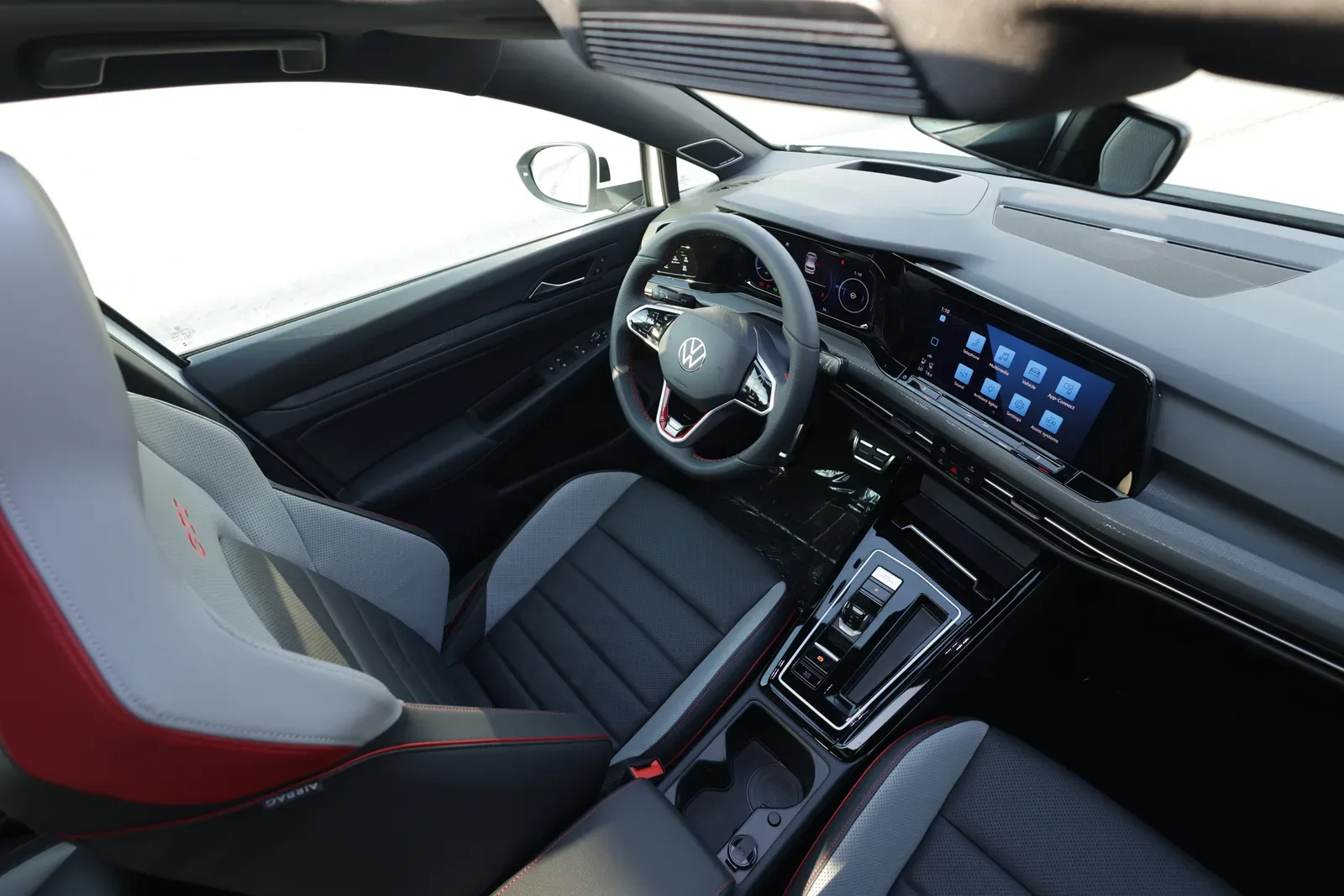 Nội thất phong cách chất chơi GTI