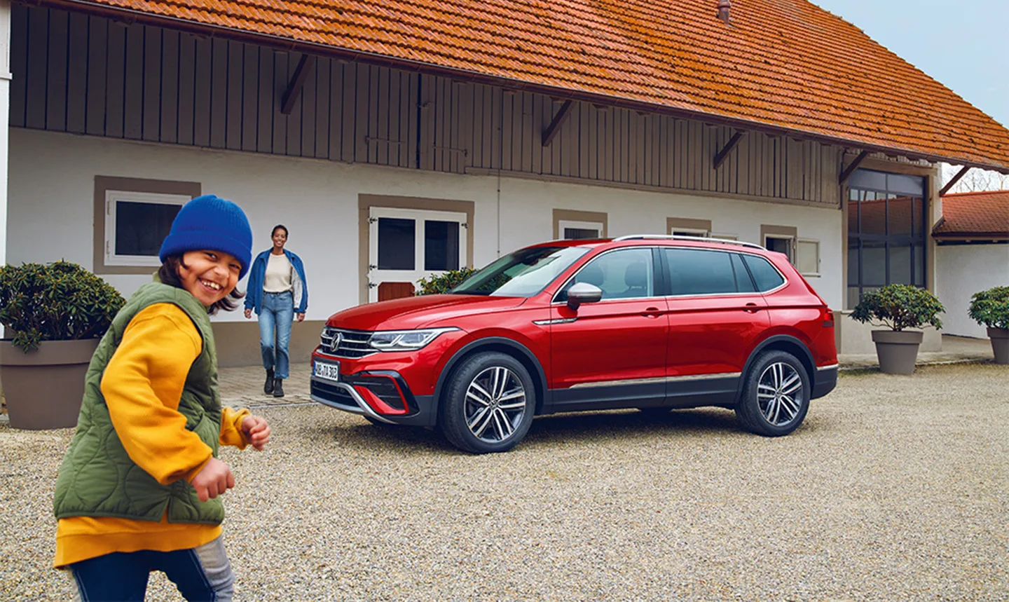 xe Volkswagen Tiguan