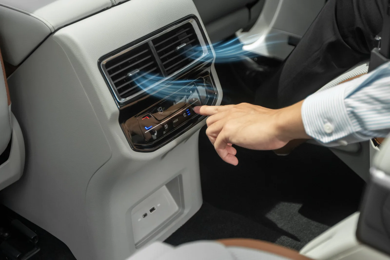 Hình minh họa: Hệ thống điều hòa tự động Climatronic